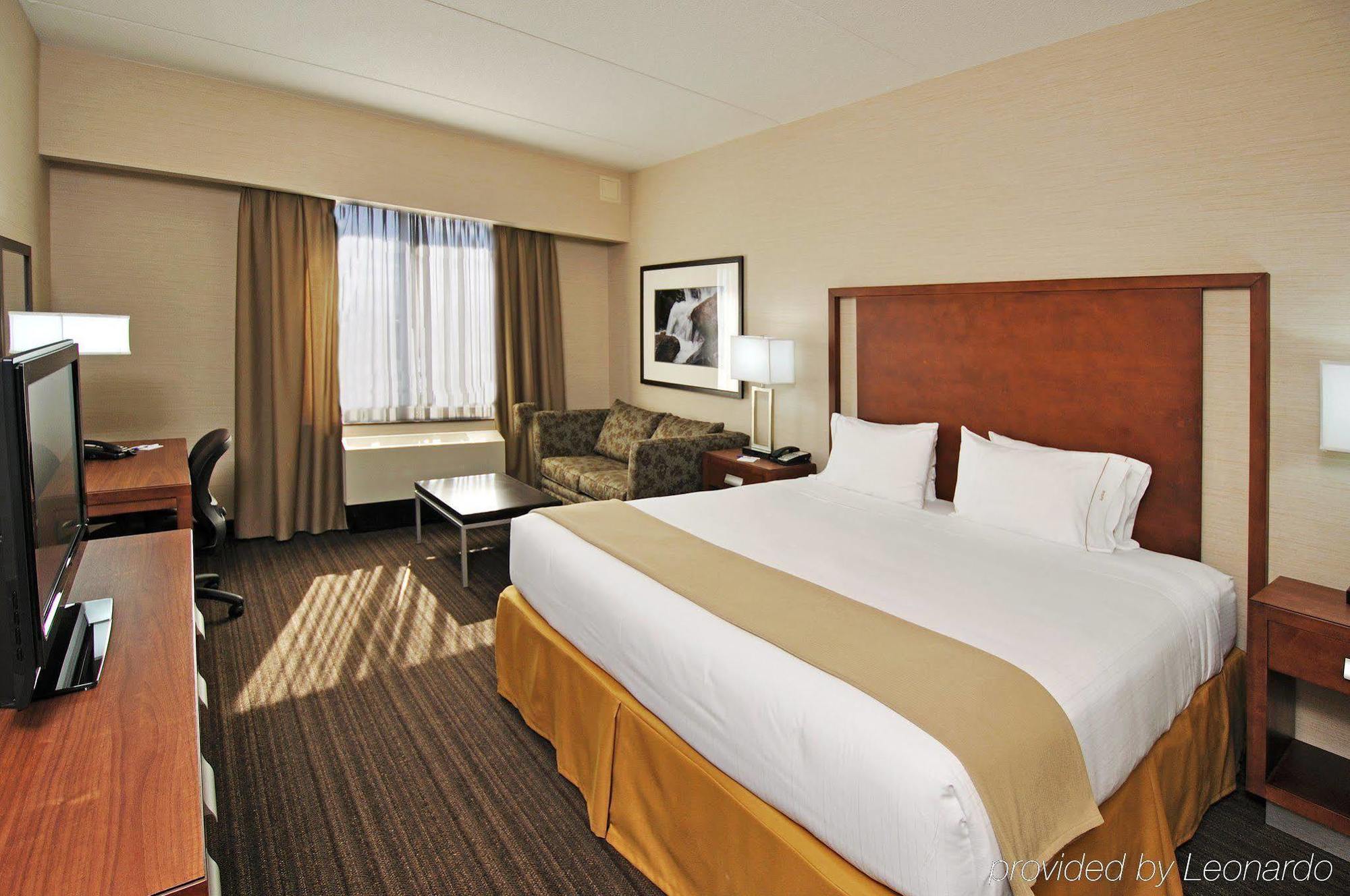 Holiday Inn Express & Suites Vaughan-Southwest, An Ihg Hotel Chambre photo